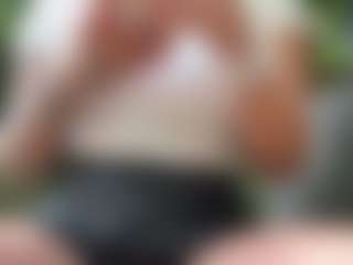 Sarah Peterson's Live Sex Cam Show