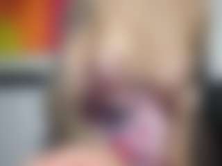 Sarah Peterson's Live Sex Cam Show