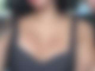 Live cam show with Sarah Peterson - Indian Twerk on SxyPornLive | colombia