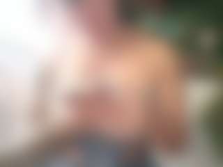 Sarah Peterson's Live Sex Cam Show