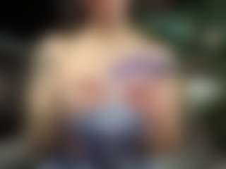 Sarah Peterson's Live Sex Cam Show