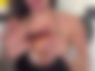 Sarah Peterson's Live Sex Cam Show