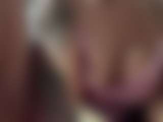 Sarah Peterson's Live Sex Cam Show