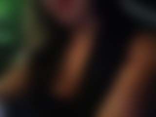 Live cam show with Sarah Peterson - Fingering on Camsoda