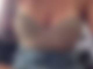 Sarah Peterson's Live Sex Cam Show