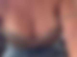 Sarah Peterson's Live Sex Cam Show