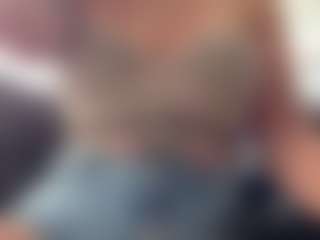 Sarah Peterson's Live Sex Cam Show