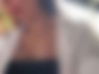 Sarah Peterson's Live Sex Cam Show