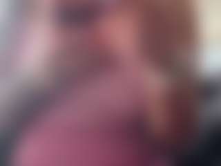 Sarah Peterson's Live Sex Cam Show