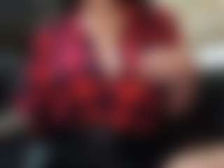 Live cam show with Sarah Peterson - Fingering on sexylive.show