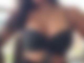 Live cam show with Sarah Peterson - Cum on SinfulBabes
