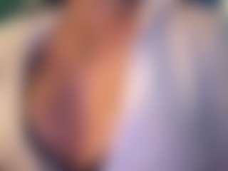 Live cam show with Sarah Peterson - Hidden Cam on Hubzter Live