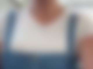 Sarah Peterson's Live Sex Cam Show