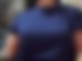 Live cam show with Sarah Peterson - Tease Brown Hair on eurowanks.com