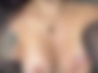 Live cam show with Sarah Peterson - Big Tits on Camsoda