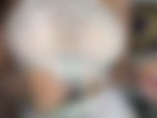 Live cam show with Sarah Peterson - Tease Brown Hair on Camsoda