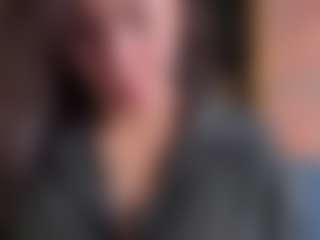 Sarah Peterson's Live Sex Cam Show