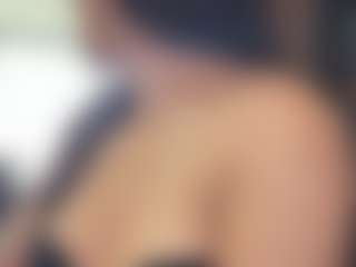 Live cam show with Sarah Peterson - Shaved Pussy Brown Hair on Streamer API