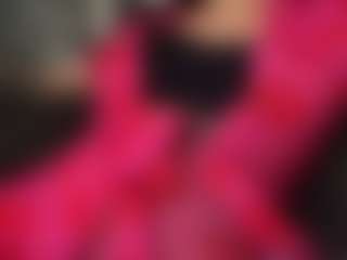 Live cam show with Sarah Peterson - Big Tits Brown Hair on camgirlchat.live