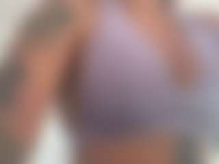 Sarah Peterson's Live Sex Cam Show