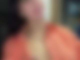 Live cam show with Sarah Peterson - Shaved Pussy Latina on CamClone | colombia