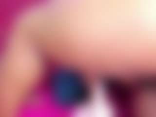 Live cam show with Cynthia - Ebony on hrnylive.com | colombia