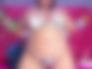 Live cam show with Cynthia - Ass Bouncing on CamwithHer