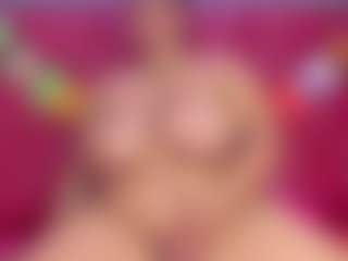 Cynthia's Live Sex Cam Show