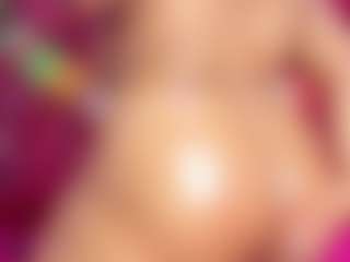 Cynthia's Live Sex Cam Show