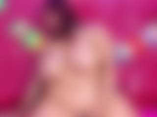 Cynthia's Live Sex Cam Show