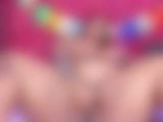 Cynthia's Live Sex Cam Show