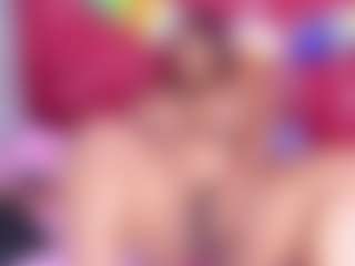 Cynthia's Live Sex Cam Show