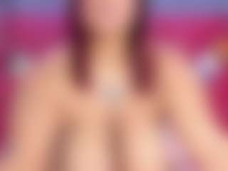 Live cam show with Cynthia - Asshole Black on xDating
