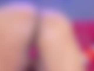 Cynthia's Live Sex Cam Show