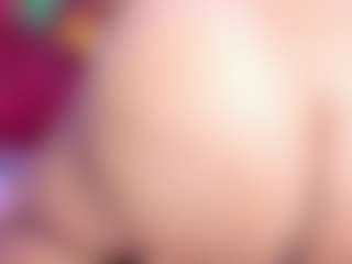 Cynthia's Live Sex Cam Show