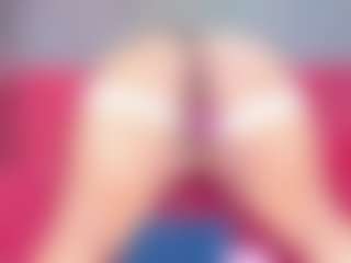Cynthia's Live Sex Cam Show