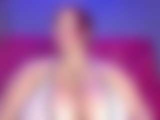 Live cam show with Cynthia - Natural on https://playwithruby.com