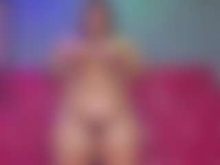 Cynthia's Live Sex Cam Show