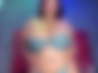 Cynthia's Live Sex Cam Show