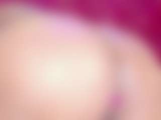 Cynthia's Live Sex Cam Show