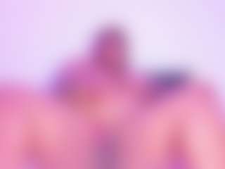 Cynthia's Live Sex Cam Show