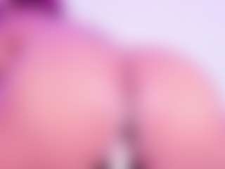 Live cam show with Cynthia - Shaved Pussy Brown Hair on sexylive.show