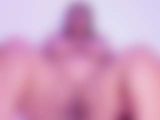 Cynthia's Live Sex Cam Show