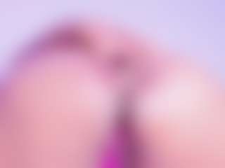 Cynthia's Live Sex Cam Show