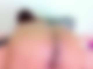 Cynthia's Live Sex Cam Show