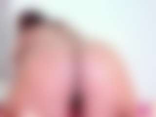 Cynthia's Live Sex Cam Show