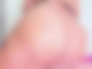 Cynthia's Live Sex Cam Show