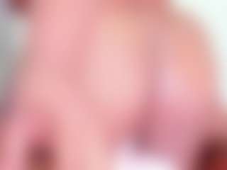 Cynthia's Live Sex Cam Show
