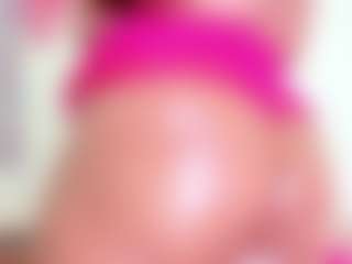 Cynthia's Live Sex Cam Show