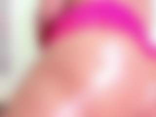 Live cam show with Cynthia - Red Hair on Camsoda
